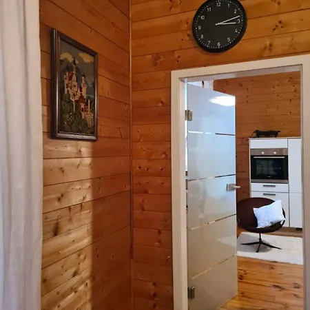 شقة Besonderer Art ويندك